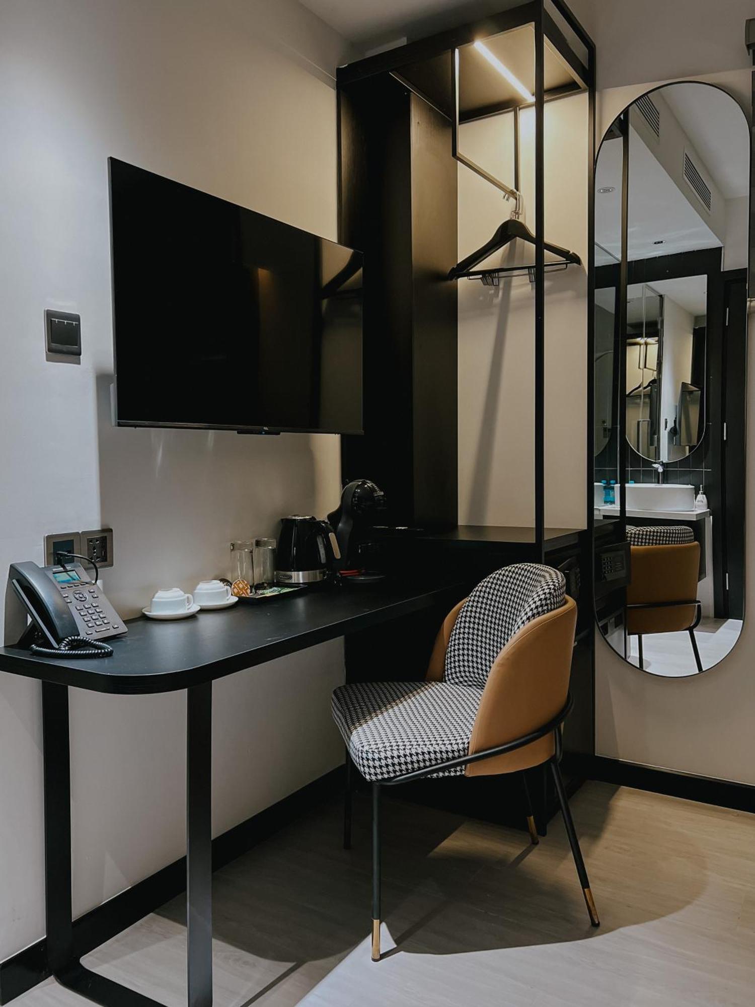 The Concept Hotel Hcmc- District 1 호치민 외부 사진